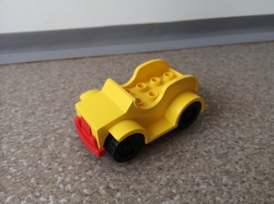 LEGO DUPLO AUTO OSOBNÍ ŽLUTÉ