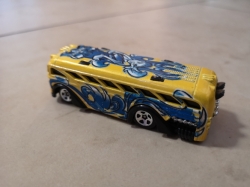 HOT WHEELS SURFIN SCHOOL BUS 2000