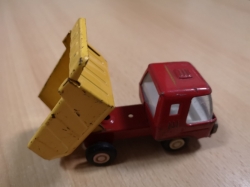 METAL DUMP TRUCK MADE IN JAPAN