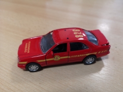 WELLY MERCEDES BENZ E320 FEUERWEHR HAMBURG 49723