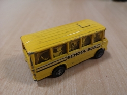 CORGI MERCEDES BENZ BUS SCHOOL BUS GREAT BRITAIN