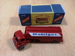 MATCHBOX LESNEY MAJOR PACK No 8 THORNYCROFT TRACTOR 2400 GALLON