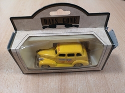 LLEDO DAYS GONE CHEVROLET CAR YELLOW CABS No 48004 1939 ENGLAND