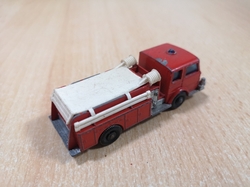 MATCHBOX FIRE PUMPER TRUCK No 29 1966 ENGLAND