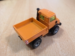 SIKU 2215 UNIMOG MERCEDES BENZ 1:50