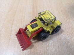 MATCHBOX TRACTOR SHOVEL No 29 1976 ENGLAND