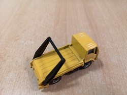 MATCHBOX FORD CARGO SKIP TRUCK 1992 THAILAND