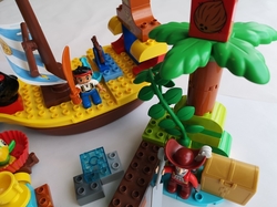 LEGO DUPLO 10514 PIRÁT JAKE PIRÁTSKÁ LOĎ BUCKY LEGO 10539 ZÁVODY NA PLÁŽI
