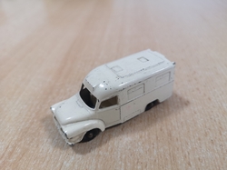 MATCHBOX LOMAS AMBULANCE No 14 1962 ENGLAND