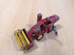 MATCHBOX MASSEY FERGUSON COMBINE HARVESTER M-5 1959 ENGLAND