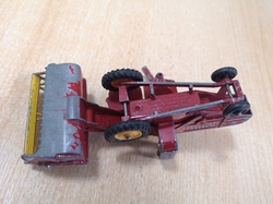 MATCHBOX MASSEY FERGUSON COMBINE HARVESTER M-5 1959 ENGLAND