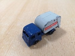 MATCHBOX TIPPAX REFUSE COLLECTOR No 15 1963 ENGLAND