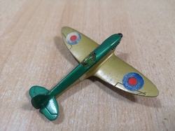 MATCHBOX SKYBUSTERS SPITFIRE SB8 RAF 1974 ENGLAND