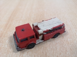 MATCHBOX FIRE PUMPER TRUCK No 29 1966 ENGLAND