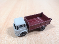 MATCHBOX BEDFORD 7½ TON TIPPER TRUCK No 3 1961 ENGLAND