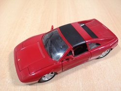 MAISTO FERRARI 348 1:18