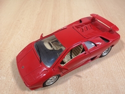 BBURAGO LAMBORGHINI DIABLO 1990 1:18 ITALY