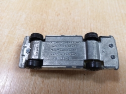 MATCHBOX  MERCEDES BENZ BINZ AMBULANCE No 3 1970 ENGLAND