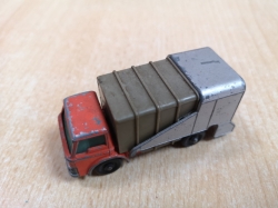 MATCHBOX REFUSE TRUCK No 7 1970 ENGLAND