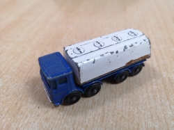 MATCHBOX LEYLAND PETROL TANKER No 32 1968 ENGLAND