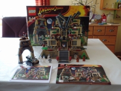 LEGO 7627 INDIANA JONES CHRÁM KŘIŠŤÁLOVÉ LEBKY