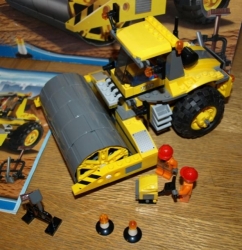 LEGO 7746 CREATOR CITY SILNIČNÍ VÁLEC