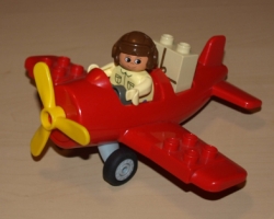 LEGO DUPLO MALÝ LETOUN LETADLO PILOT