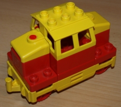 LEGO DUPLO MAŠINKA 2730